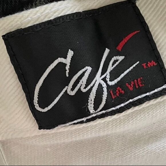 CAFE LA VIE Vintage White High Waisted Denim Shorts With Cuff Zip Fly 26 - Picture 9 of 10